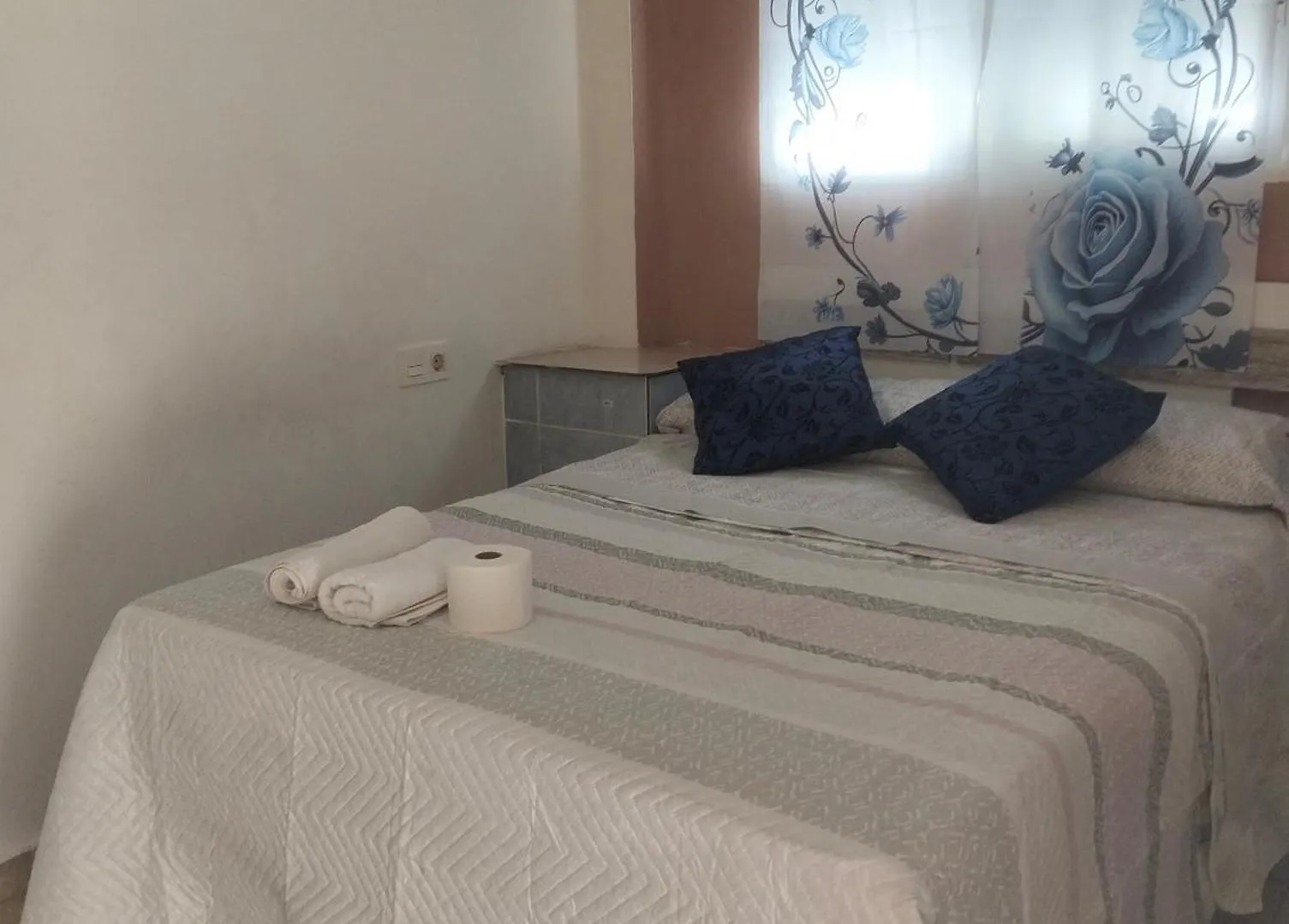 Επικοινωνία με το Alojamiento Sheril Zaidin 1